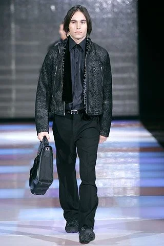 Look 16
